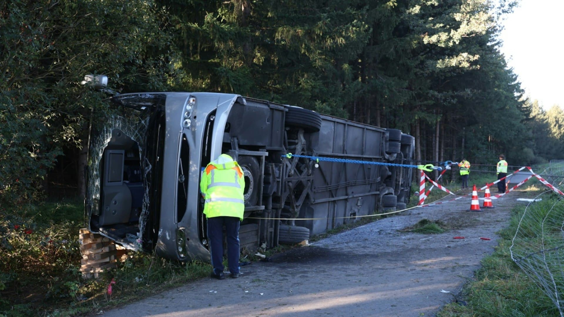 Un pullman diretto all'Oktoberfest di Monaco esce di strada: 2 morti e 8  feriti gravi in Baviera